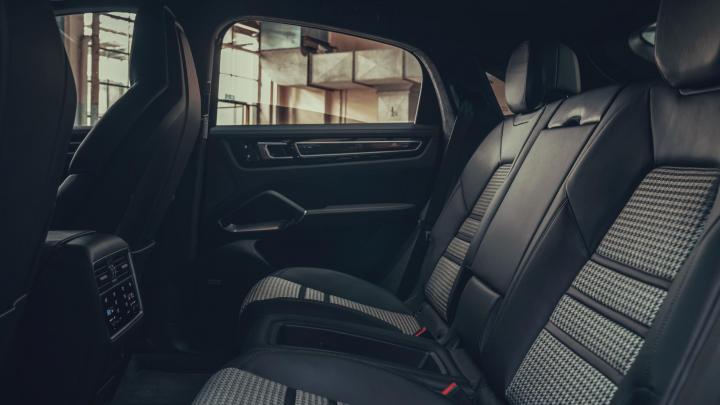 Porsche Cayenne Coupe unveiled 